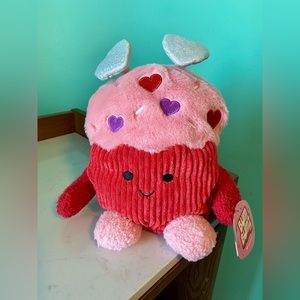 Bum Bumz Valentines • Cramer the Cupcake • 7.5” • NWT